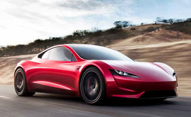 Aston Martin gali sukurti Tesla Roadster konkurentą