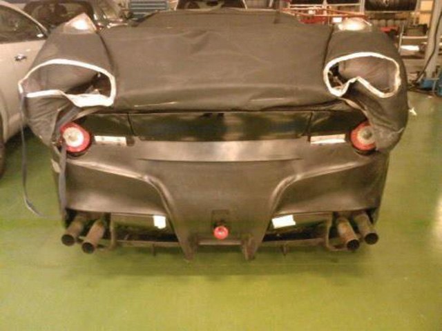 „Ferrari 620 GT“ galinė dalis visiškai atskleista… Galbūt