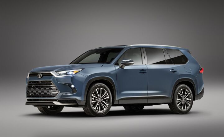 2024 m. „Toyota Grand Highlander“ pristatytas: nebebus ankštos trečios eilės sėdynės.