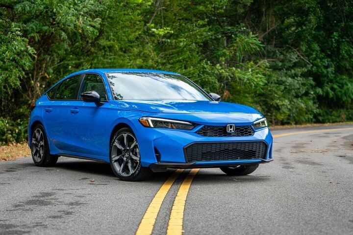 2025 m. „Honda Civic Hybrid Hatchback Sport Touring“: pirmosios važiavimo apžvalga